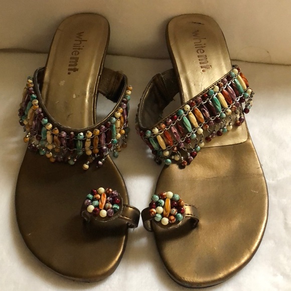Sandals with 1” heel beaded - Picture 2 of 7